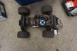 lot 48 image: Gas Powered Remote Control Truck With Accessories