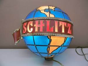 lot 1 image: VINTAGE SCHLITZ BEER MOTION ROTATING LIGHTED GLOBE SIGN - WALL MOUNT - WORKS - NICE - FANTASTIC PIECE -  SEE PICTURES & VIDEO