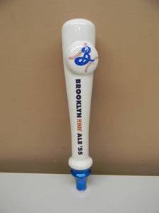 lot 54 image: BROOKLYN PENNANT ALE 55 Ceramic Tap Handle - NICE - FANTASTIC PIECE - APPROX 13 - SEE PICTURES