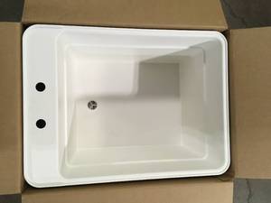 lot 12 image: MUSTEE 18 in. x 24 in. Plastic Utilatub Single Laundry Tub in White  Customer Returns See Pictures