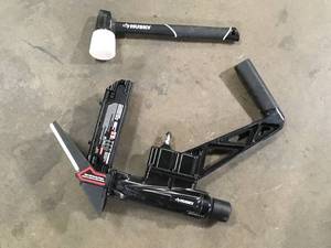 lot 19 image: Husky Pneumatic 3-in-1 15.5-Gauge and 16-Gauge 2 in. Flooring Nailer and Stapler with Quick Jam Release Customer Returns See Pictures