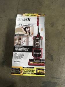 lot 38 image: Shark Navigator Lift-Away Self-Cleaning Brushroll Upright Vacuum   Customer Returns See Pictures