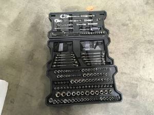 lot 45 image: Husky Mechanics Tool Set in Connect Trays (270-Piece)  Customer Returns See Pictures