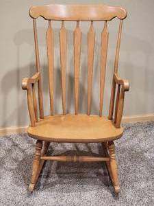 lot 72 image: Farmhouse Rocker