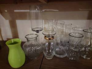 lot 101 image: Staging Vases Group