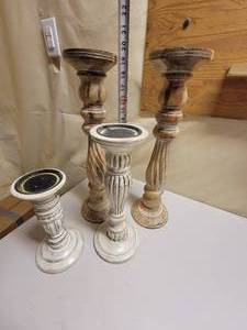lot 95 image: Dcor Candle Stands