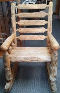 lot 36 image: Papa Pine Rocking Chair.