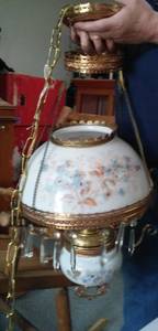 lot 47 image: Antique Hanging Lamp.