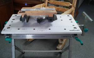 lot 59 image: Wolfcraft Foldable Work Bench.