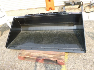 NEW Legend Dirt Bucket