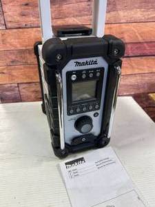 Makita XRM02 Worksite Radio
