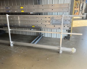 lot 155 image: Aluminum Guard Rail, 16 Foot (no scaffold boards)