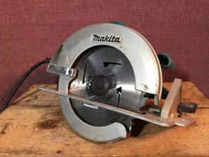 lot 22 image: Makita 5007F 7 14 Circular Saw