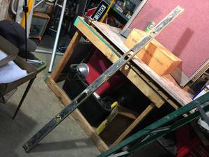 lot 28 image: 72 Aluminum Level