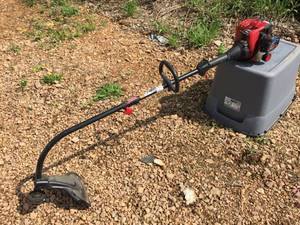 lot 4 image: Craftsman 25cc Gas Weed Wacker