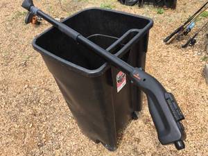 lot 49 image: Remington Cordless Telescoping Pruner - Timmer - Cutter