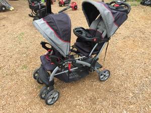 lot 64 image: Baby-Trend Sit-N-Stand 2-up Stroller