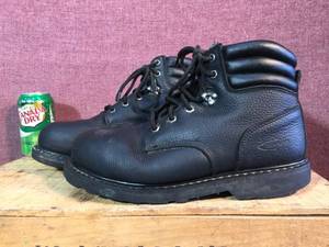 lot 80 image: Pair KNAPP Mens Work Boots
