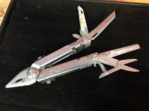lot 116 image: Gerber Flik Multiplier