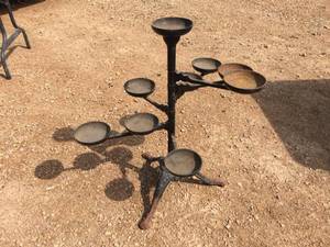 lot 161 image: Antique Cast Iron Positionable Plant Stand