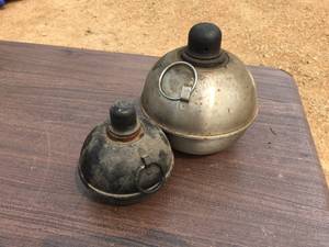 lot 196 image: Vintage Smudge Pots