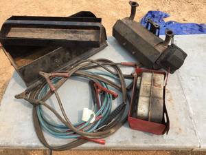 lot 198 image: Mufflers - Military Box - Jumper Cables