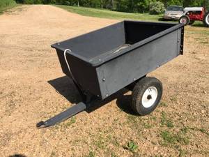 lot 216 image: Yard Utility Cart