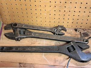 lot 149 image: Lot of (3) Diamalloy Crescent Wrenches