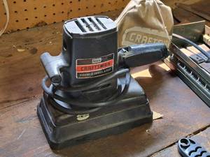 lot 157 image: Craftsman Dual Motion Dust Pick-up Pad Sander 315.1165