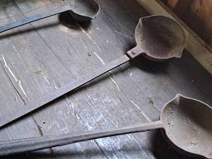 lot 182 image: 26 Cast Iron Ladel