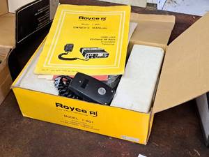 lot 210 image: Royce Electronics Corp Gyro-Lock 23-Channel CB Radio 1-601 (in box)