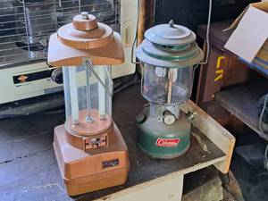 lot 244 image: Lot of (2) Lanterns - Coleman Propane Lantern, Ray-O-Vac Classic Fluorescent Lantern