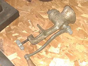 lot 254 image: LFAC Universal #2 10 Meat Grinder