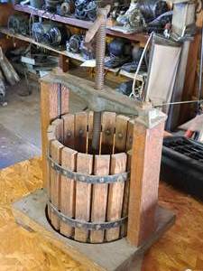 lot 275 image: Vintage WineFruit Press