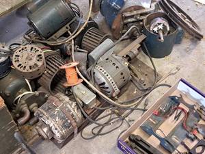 lot 235 image: Motors (for parts) and Misc. Parts