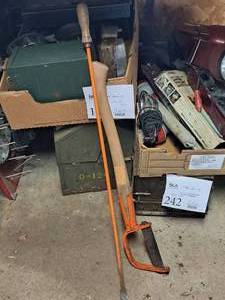 lot 291 image: Lot of (2) Landscape Tools - Hoe, Brush Clever