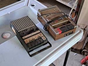 lot 306 image: Lot of (2) Vintage Stereo Cassette Tape Decks