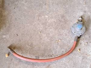 lot 318 image: Propane Regulator