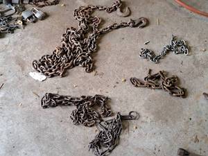lot 317 image: Hook-End Chain with (4) Scrap Chains