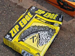 lot 334 image: Zip Edge 20 Garden Edging (in box)