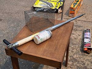 lot 338 image: Wire Small Rodent Cage, G.G Jr. Hand Probe Pocket Gopher Bait Tool