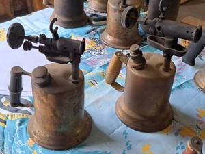 lot 381 image: Lot of (2) Vintage Torches