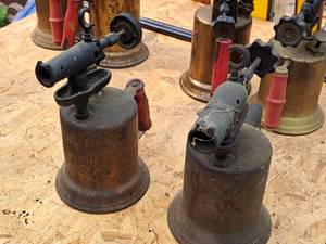 lot 387 image: Lot of (2) Vintage Torches