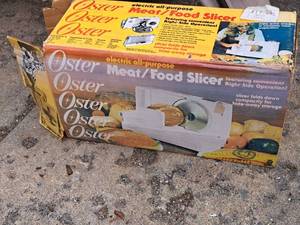 lot 400 image: Oster Electric All-Purpose MeatFood Slicer (in box)