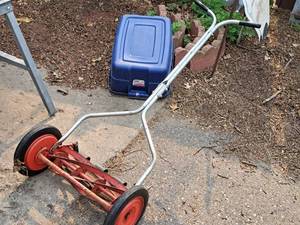 lot 430 image: Montgomery Ward 15-Cut Push Mower