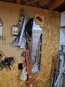 lot 444 image: Lot of  Hand Tools - Saws, Clamps, Levels