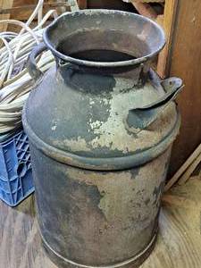lot 455 image: Vintage Metal Milk Can