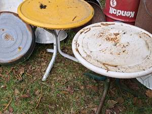 lot 470 image: Lot of (2) Size Small Patio Tables