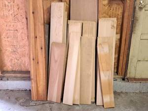 lot 433 image: Lot of  Scrap Wood Boards
