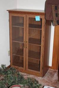 lot 519 image: 4-shelf Wood Display Cabinet with Two Wood-Framed Glass Doors